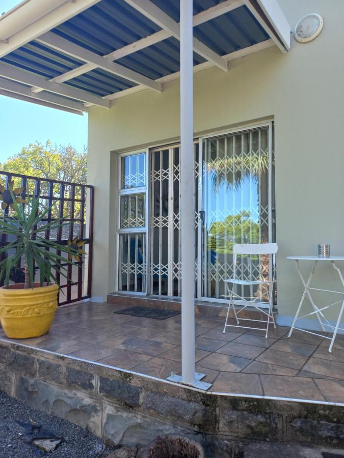 Dreamers Guesthouse - No Loadshedding King William's Town Εξωτερικό φωτογραφία